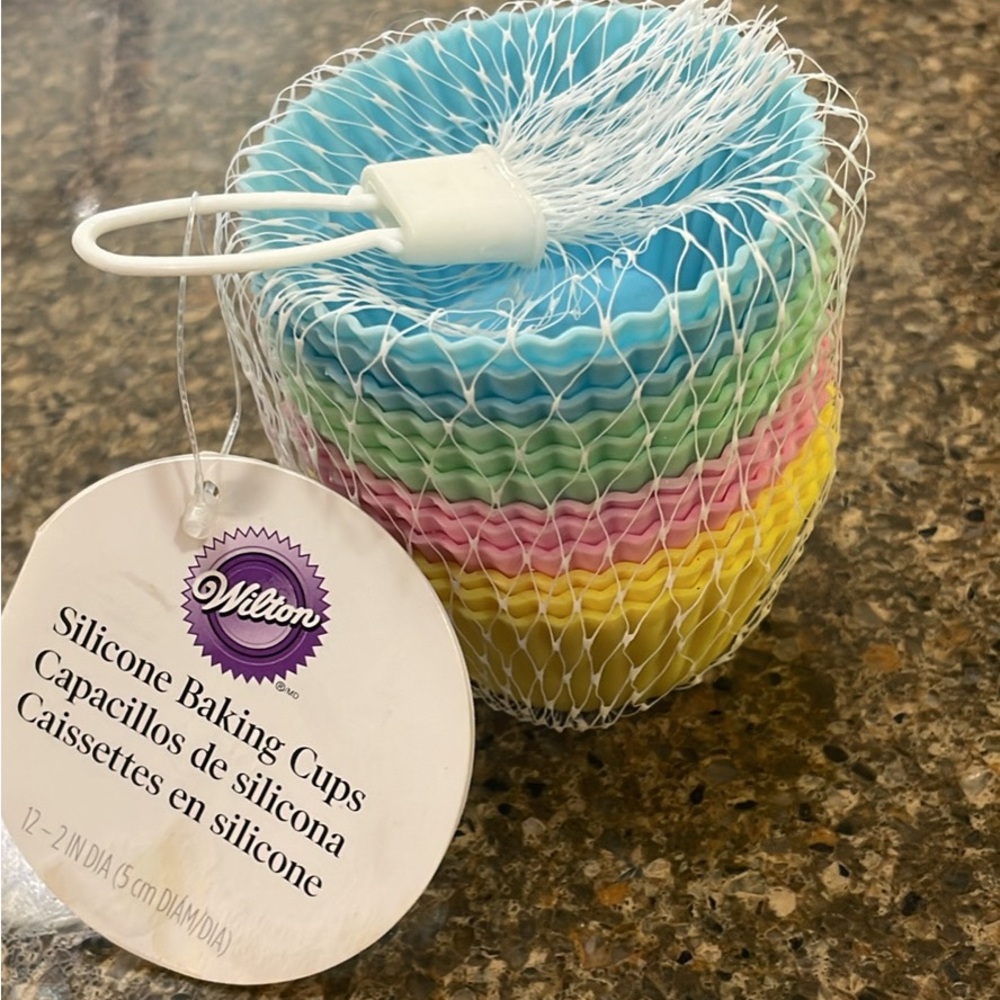 Wilton Silicone Baking Cups